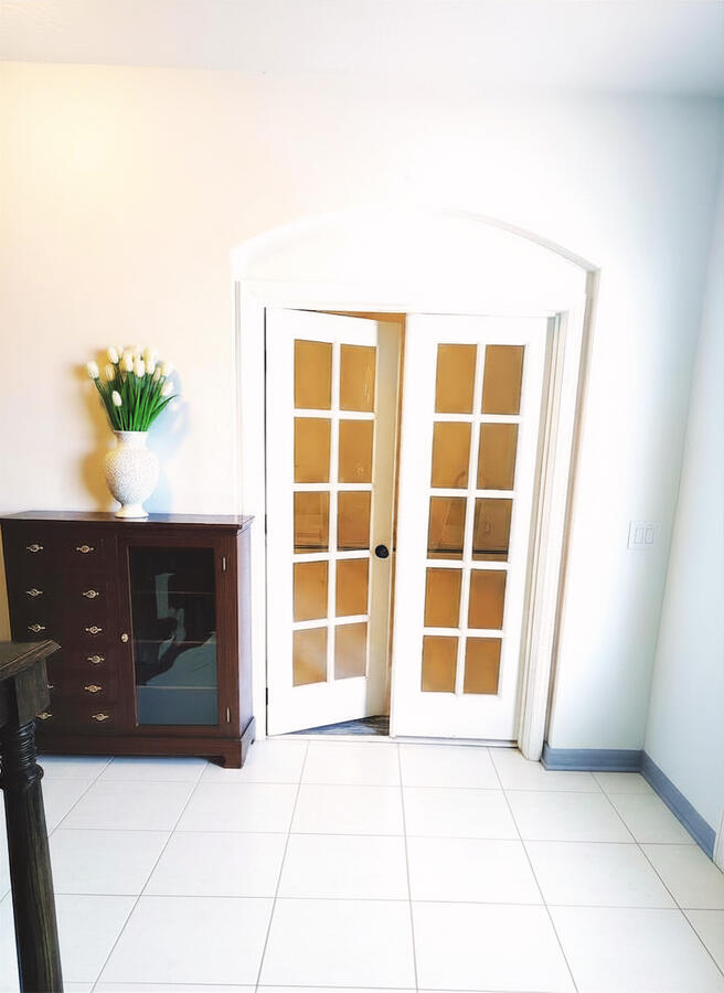 Orlando Fl waterfront home for sale in gated community Orlando Fl waterfront home for sale in gated community